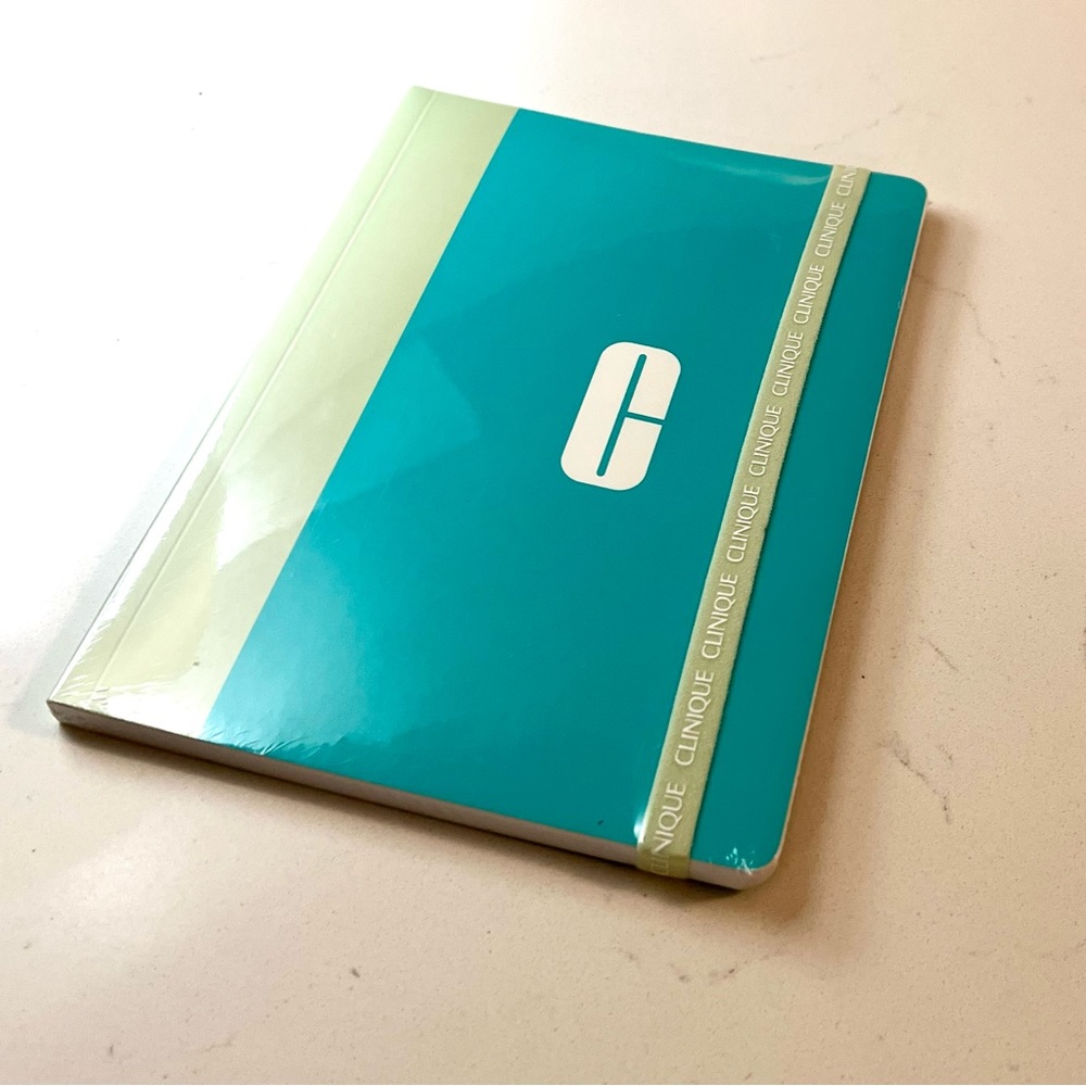 Clinique “Hold that Thought” Journal
